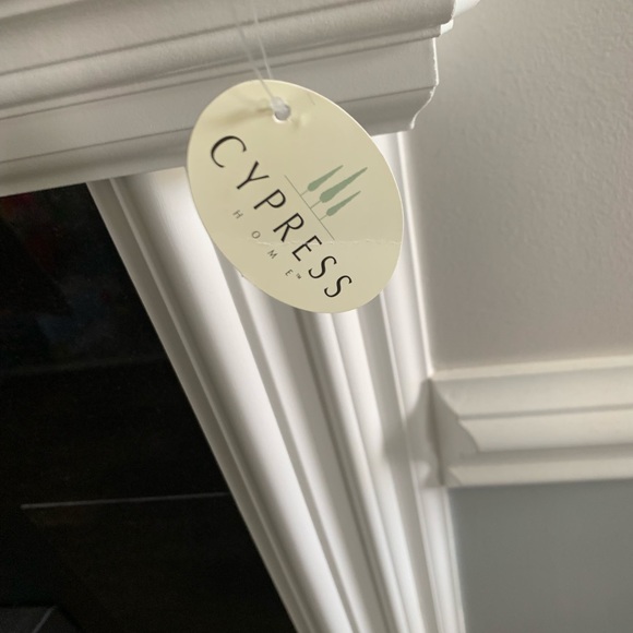 NWT Mr. & Mrs. Burlap Banner - Picture 4 of 6